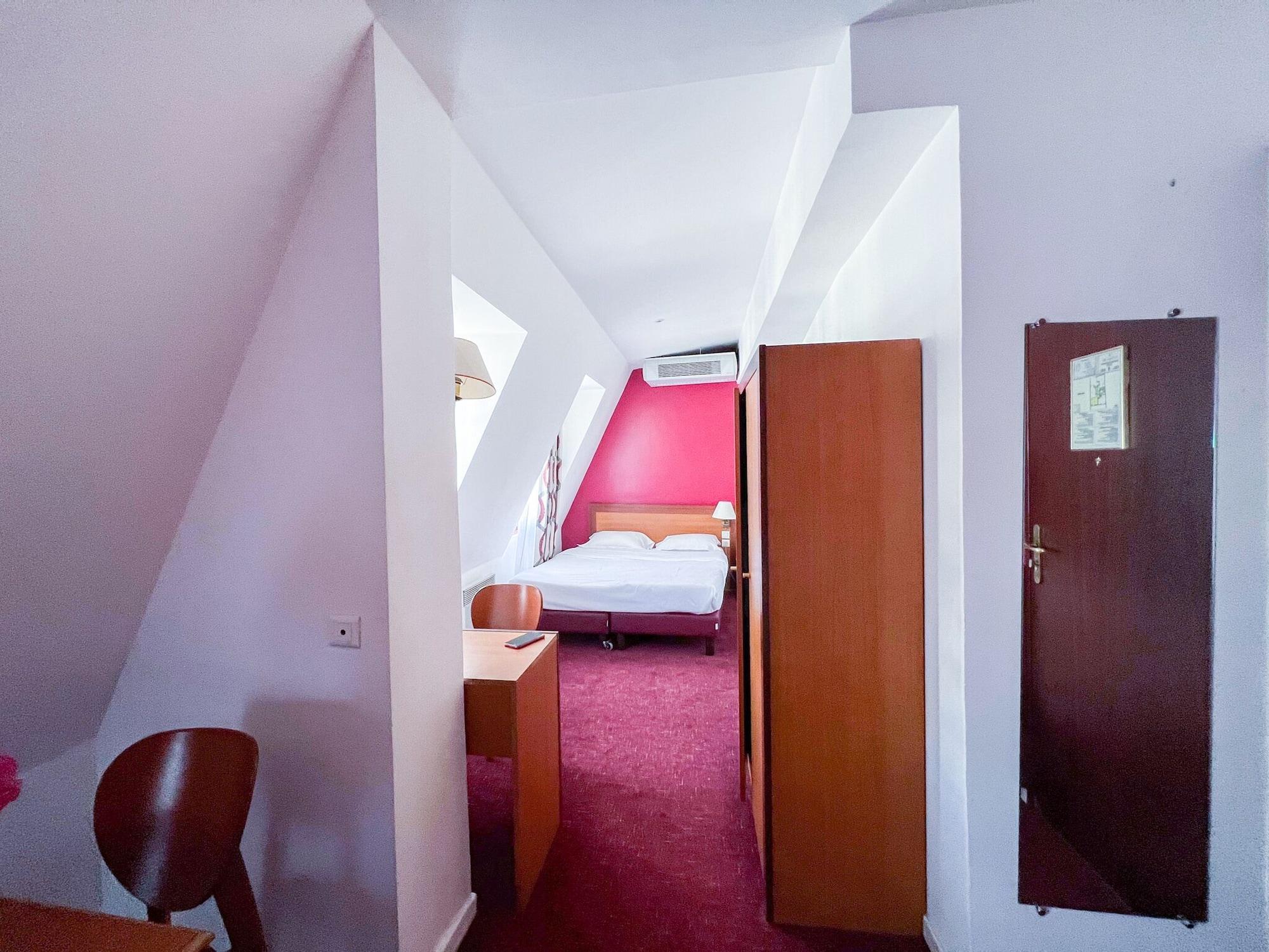 La Dependance Hotel Paris Ngoại thất bức ảnh